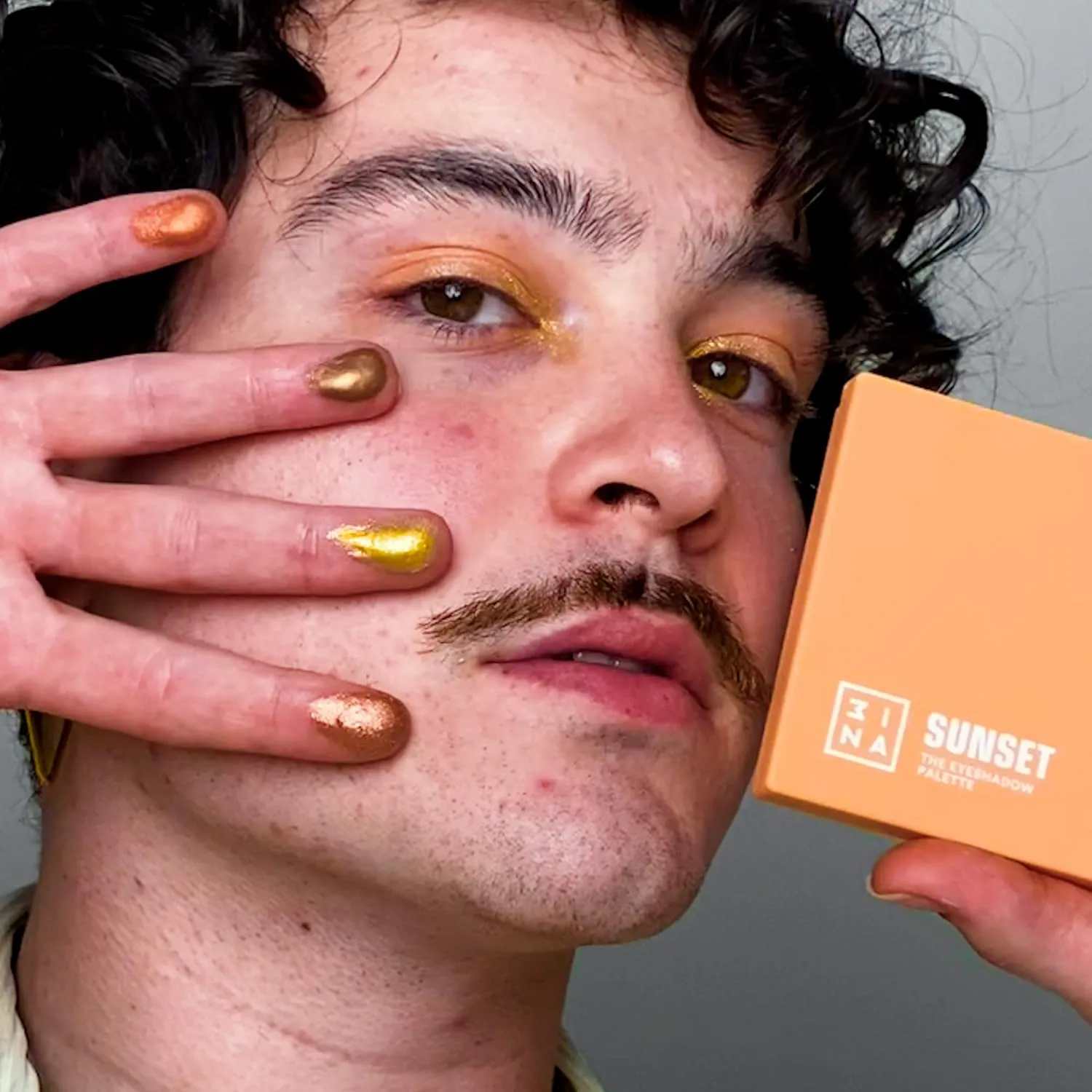 3INA MAKEUP - Vegan - Cruelty Free - The Sunset Eyeshadow Palette - Multicolor - 9 Buildable Longwearing Highly Pigmented Peach, Terracotta and Golden Shades