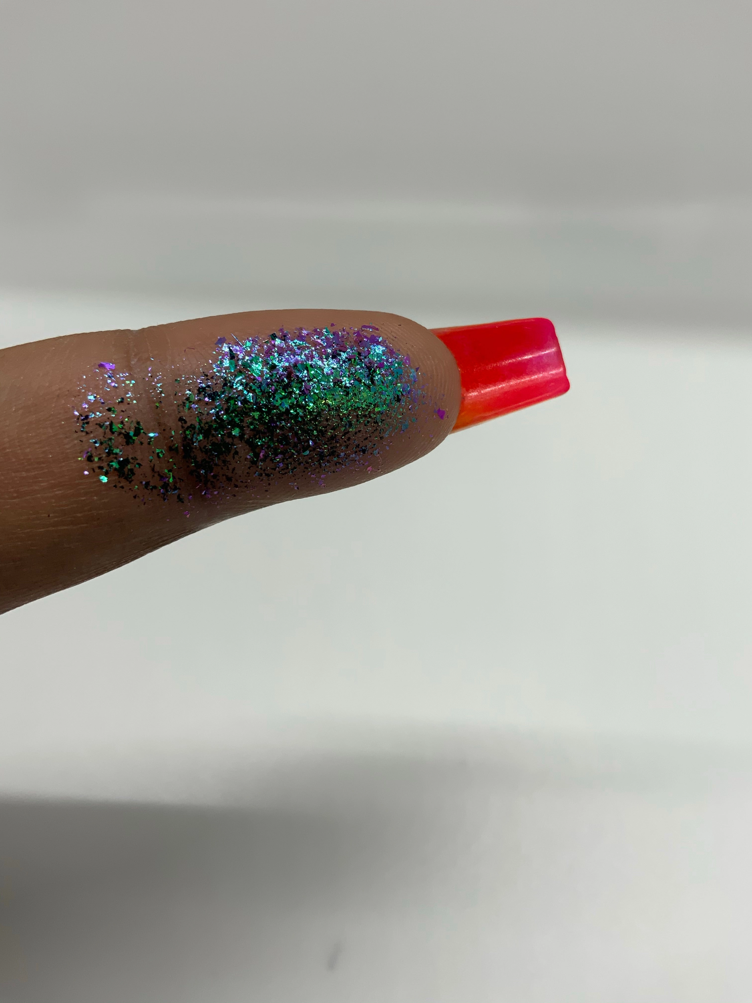 Batgirl flakes pigments