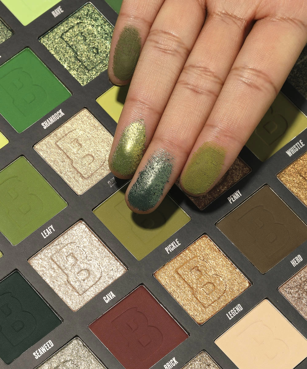 Beauty Bay - Earthy 42 Colour Eyeshadow Palette