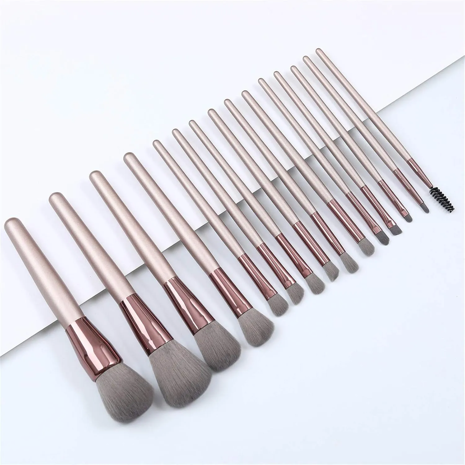 Brushes Cosmetic Eyebrow Makeup Brush Cosmetic 15PC Brush Lip Eyeshadow Powder Brush E45 (Multicolor, One Size)