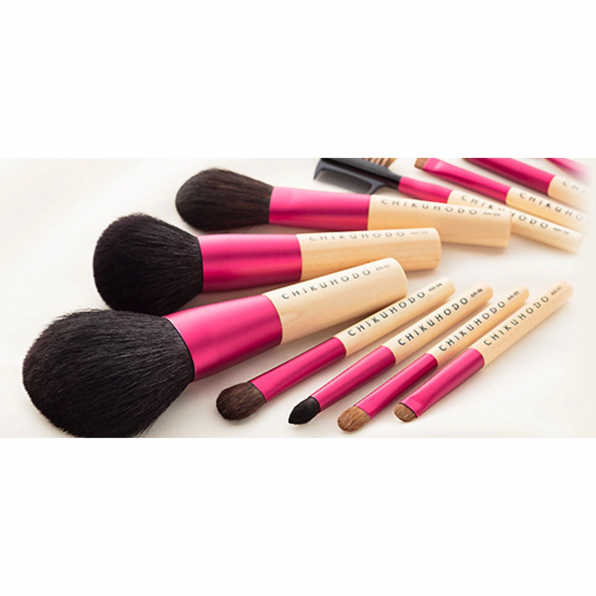 Chikuhodo AN-6 Pencil Eyeshadow Brush, Anne Series