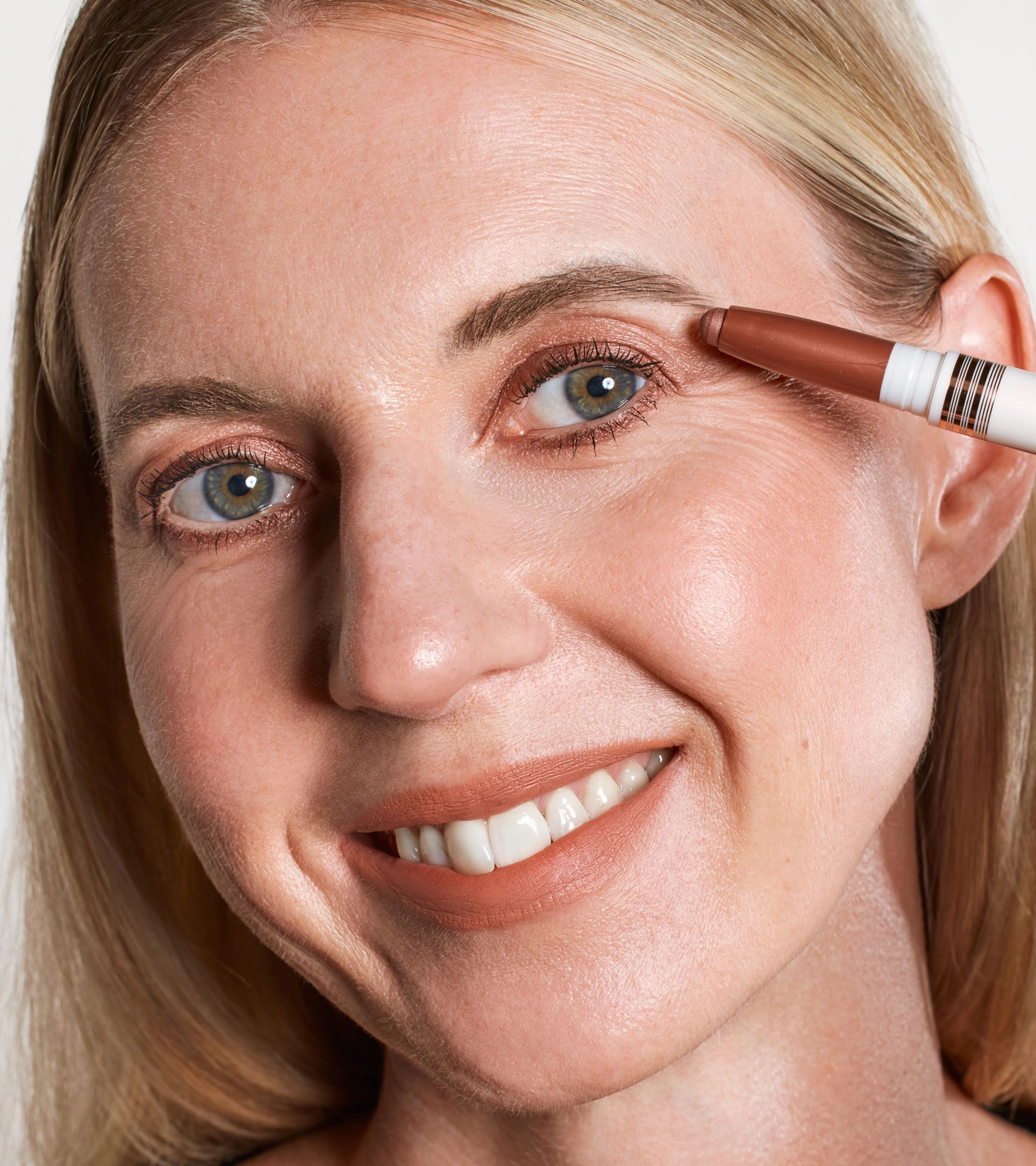 Eye Swipe Longwear 2-in-1 Shadow Liner (Dreamy Rose)