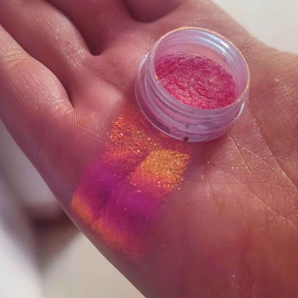 Eyeshadow Powder - Vibrant Highlighter, Chameleon Glitter Long-Lasting Duochrome Finish, Perfect Gift for Women and Girls FS