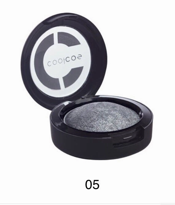Eyeshadow silky baked light grå nuancer
