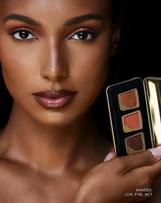 Hourglass Curator Eyeshadow-Elm