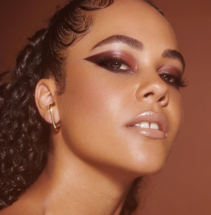 Huda Beauty Naughty Nude Eyeshadow Palette