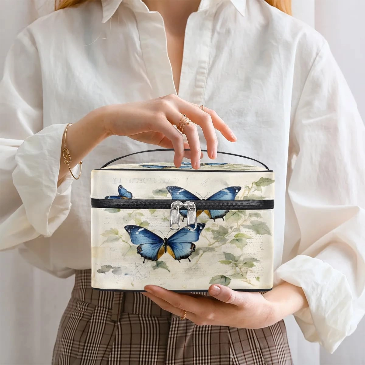 Makeup Bag Large Butterfly Leaf Toiletry Bag for Women Travel Cosmetic Bag Portable Makeup Bag for Bottles Brushes Lipstick Skin Care