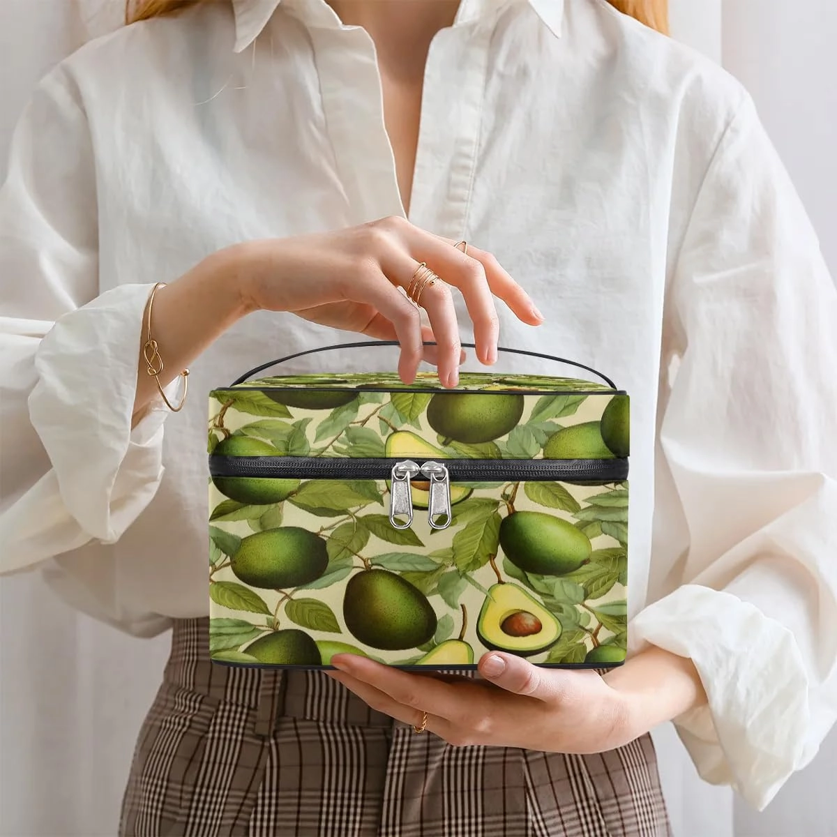 Makeup Bag Large Leaf Avocado Print Toiletry Bag for Women Travel Cosmetic Bag Portable Makeup Bag for Bottles Brushes Lipstick Skin Care