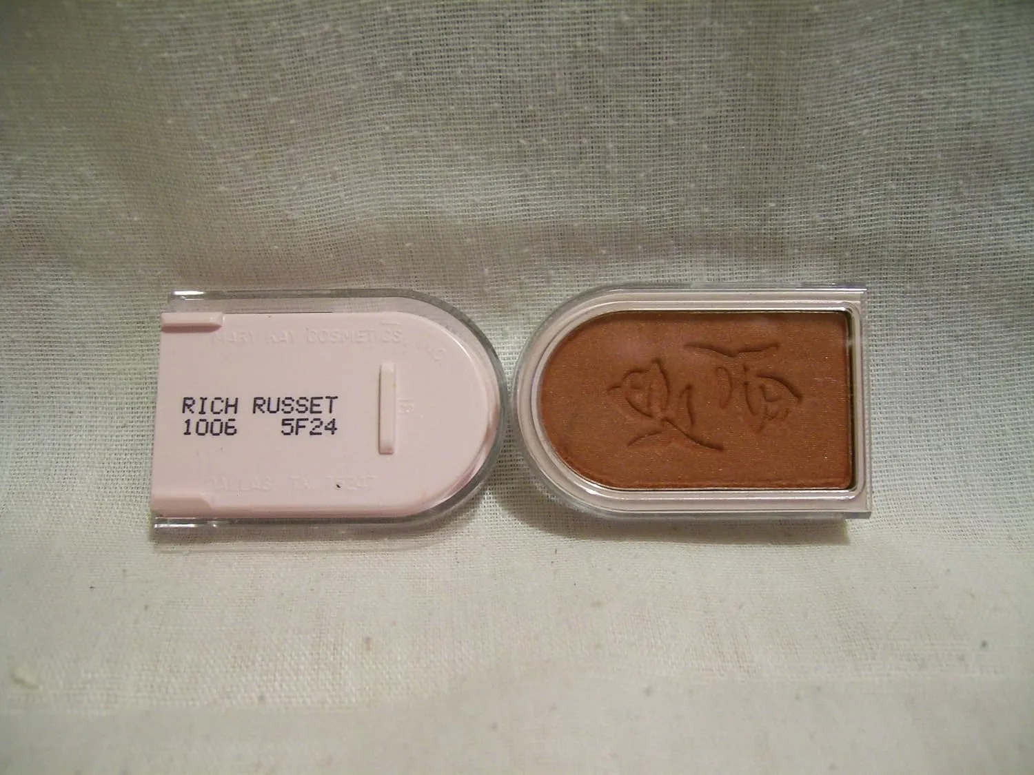 Mary Kay Powder Perfect Eye Color Shadow ~ Rich Russet #1006 Eyeshadow