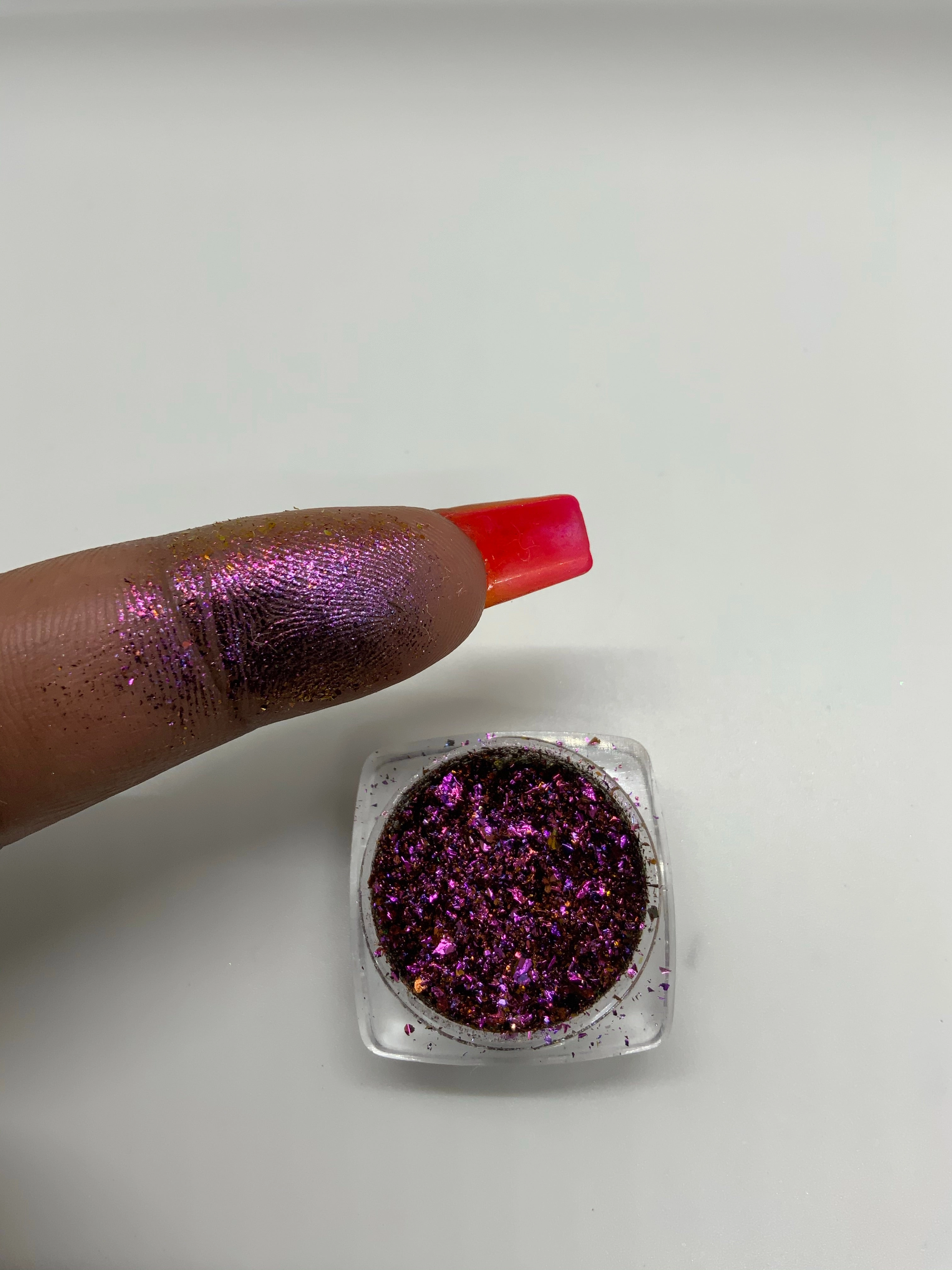 Mystique flakes and pigments