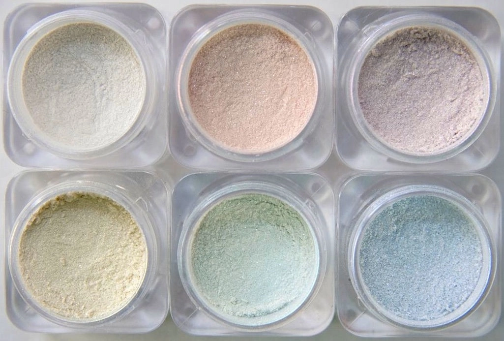 Naked Cosmetics Ivory Pigments