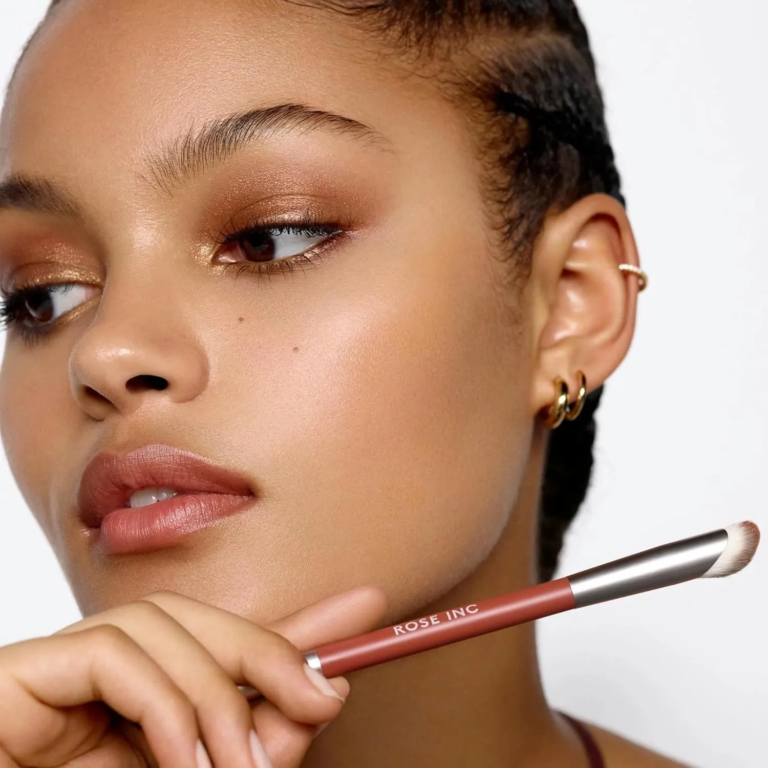 Number 8 Dual-Ended Eyeshadow Brush - Vegan Brush for Blending & Highlighting Eyeshadow