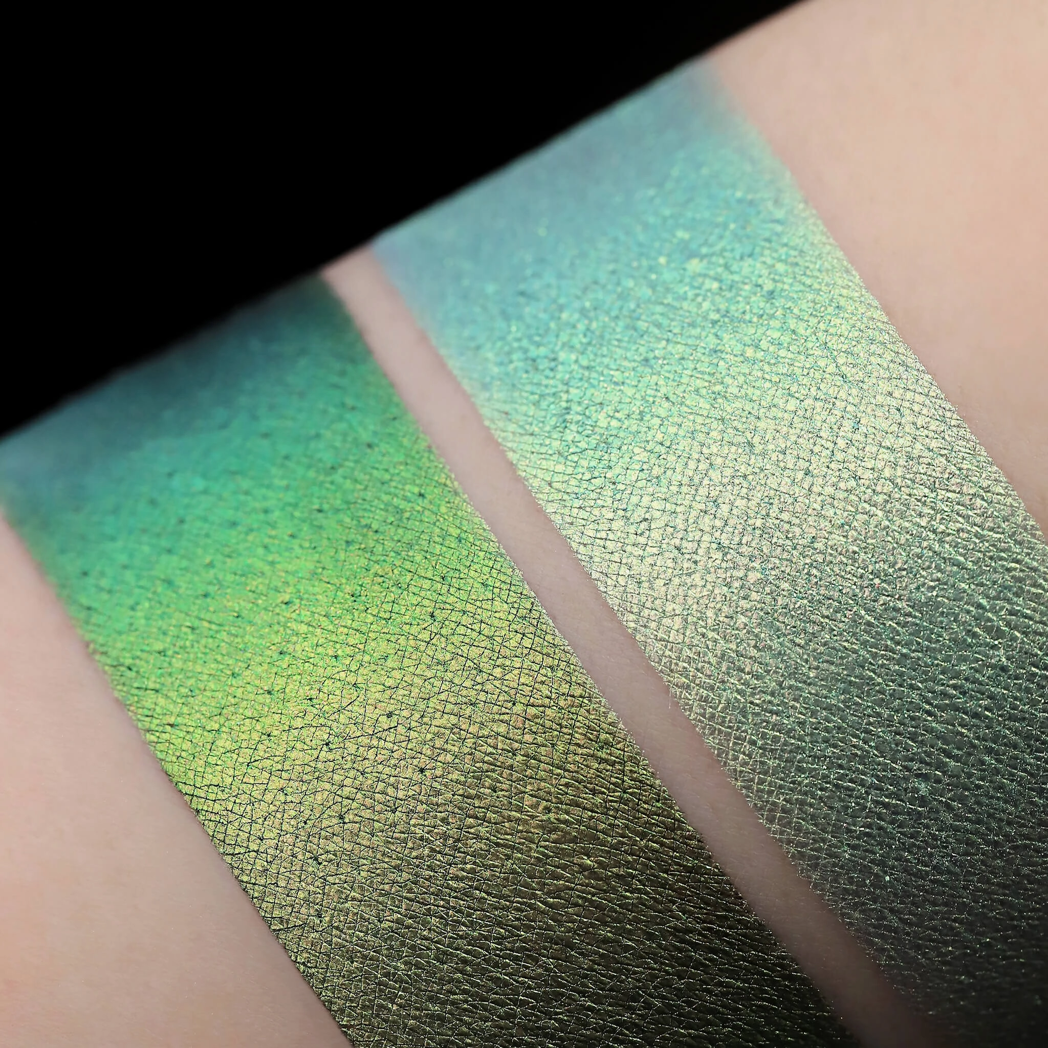 Pastel Duochromes Loose Eyeshadow