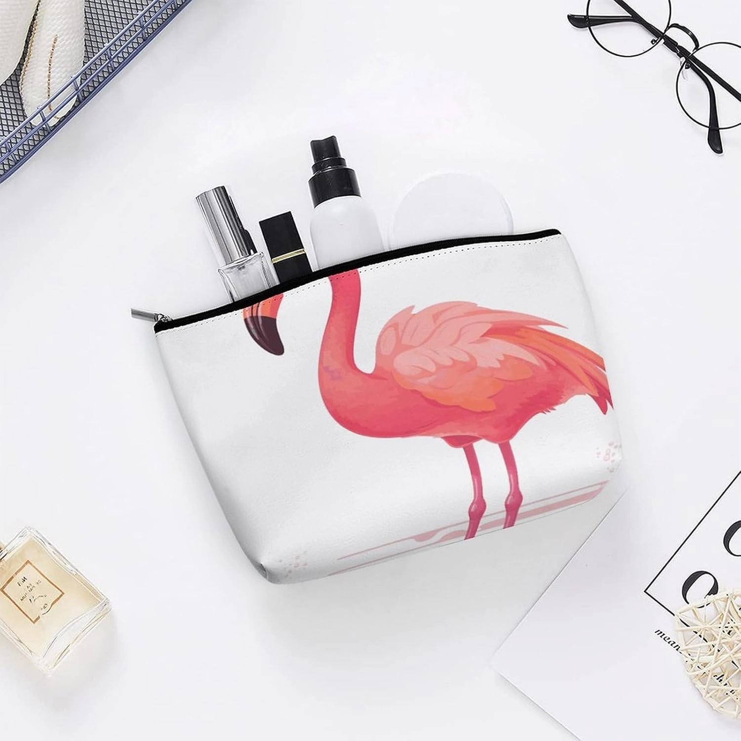 Portable Small Cosmetic Bag Cute Travel Makeup Bag Cartoon Flamingo Waterproof Toiletry Bag for Women
