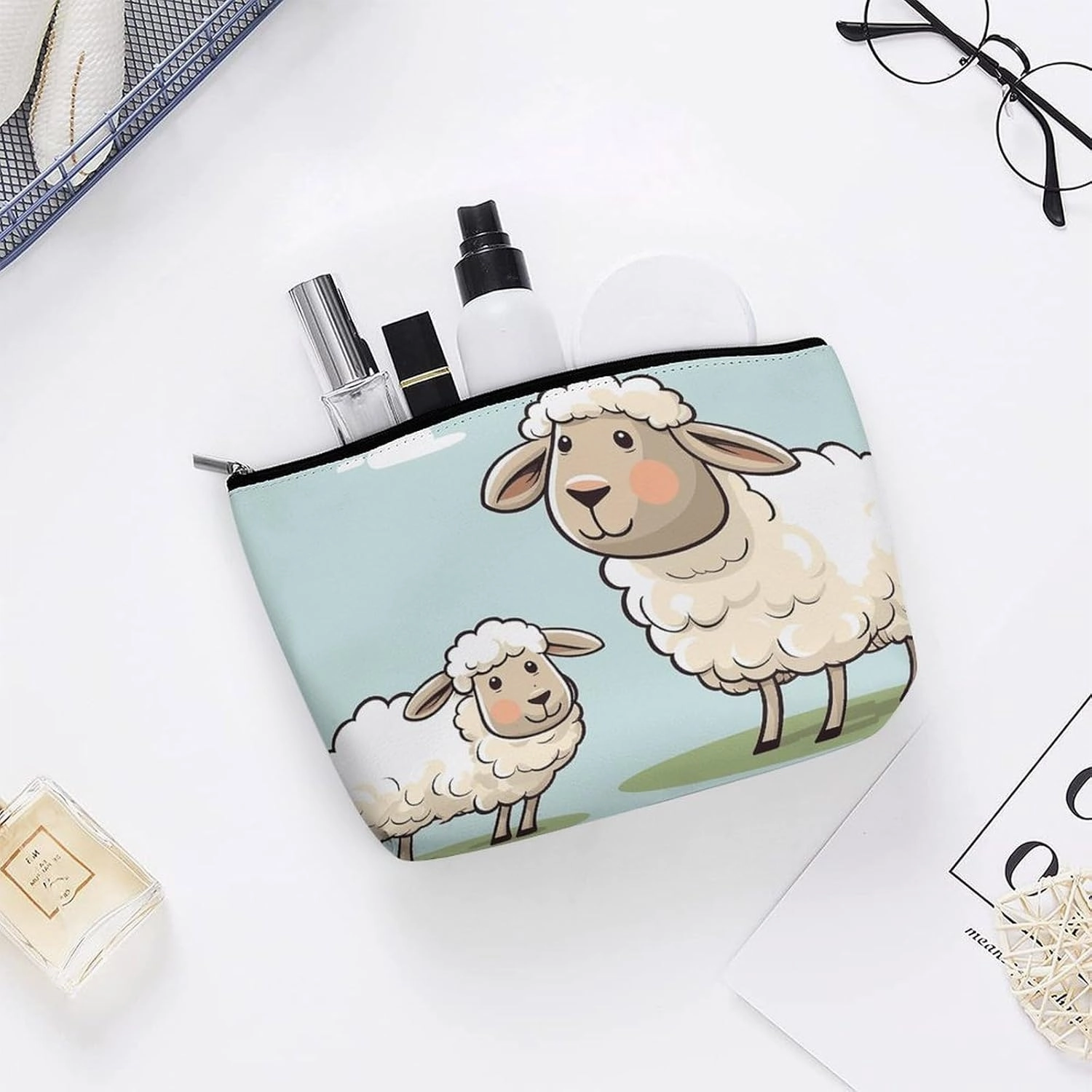 Portable Small Cosmetic Bag Cute Travel Makeup Bag Sheep And Lamb Cartoon Waterproof Toiletry Bag for Women
