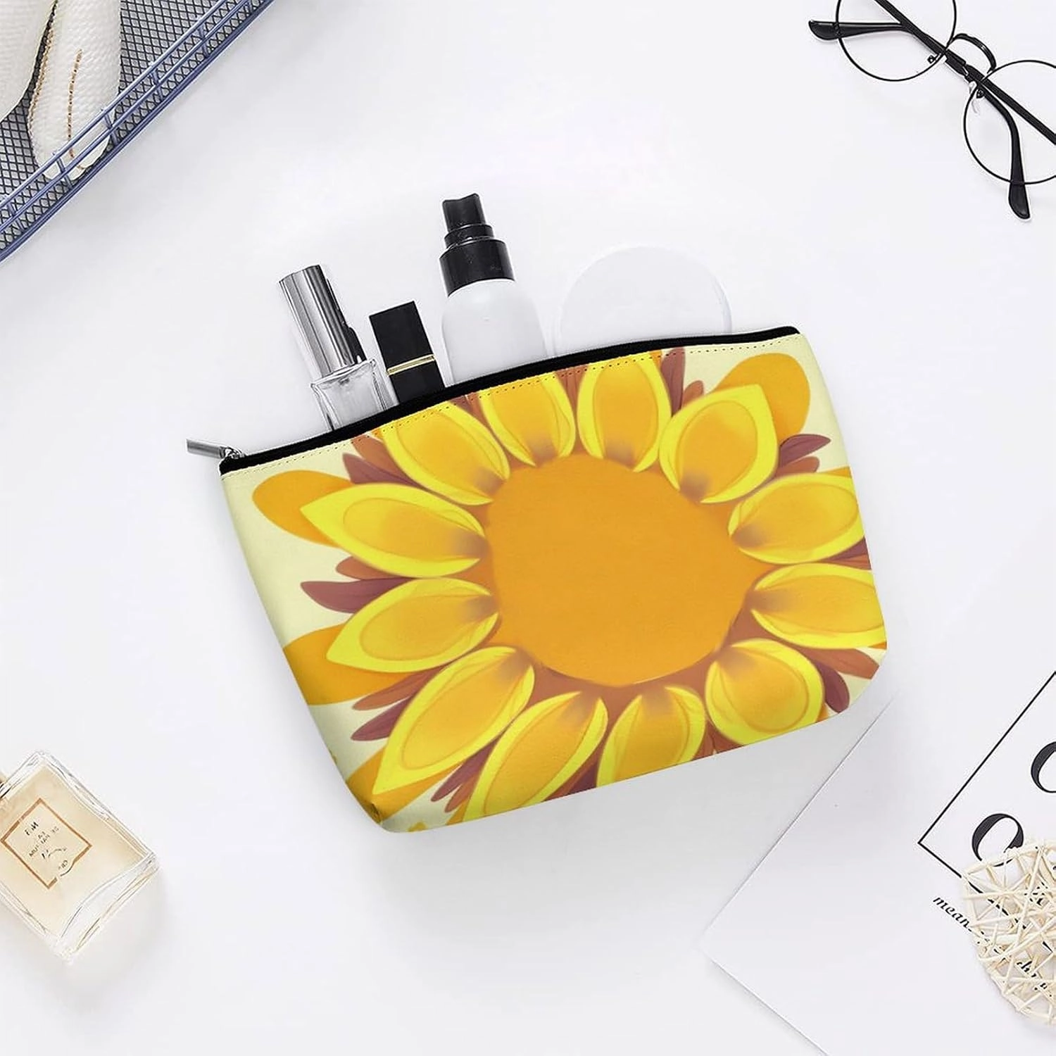Portable Small Cosmetic Bag Cute Travel Makeup Bag Sunflower Beauty Waterproof Toiletry Bag for Women