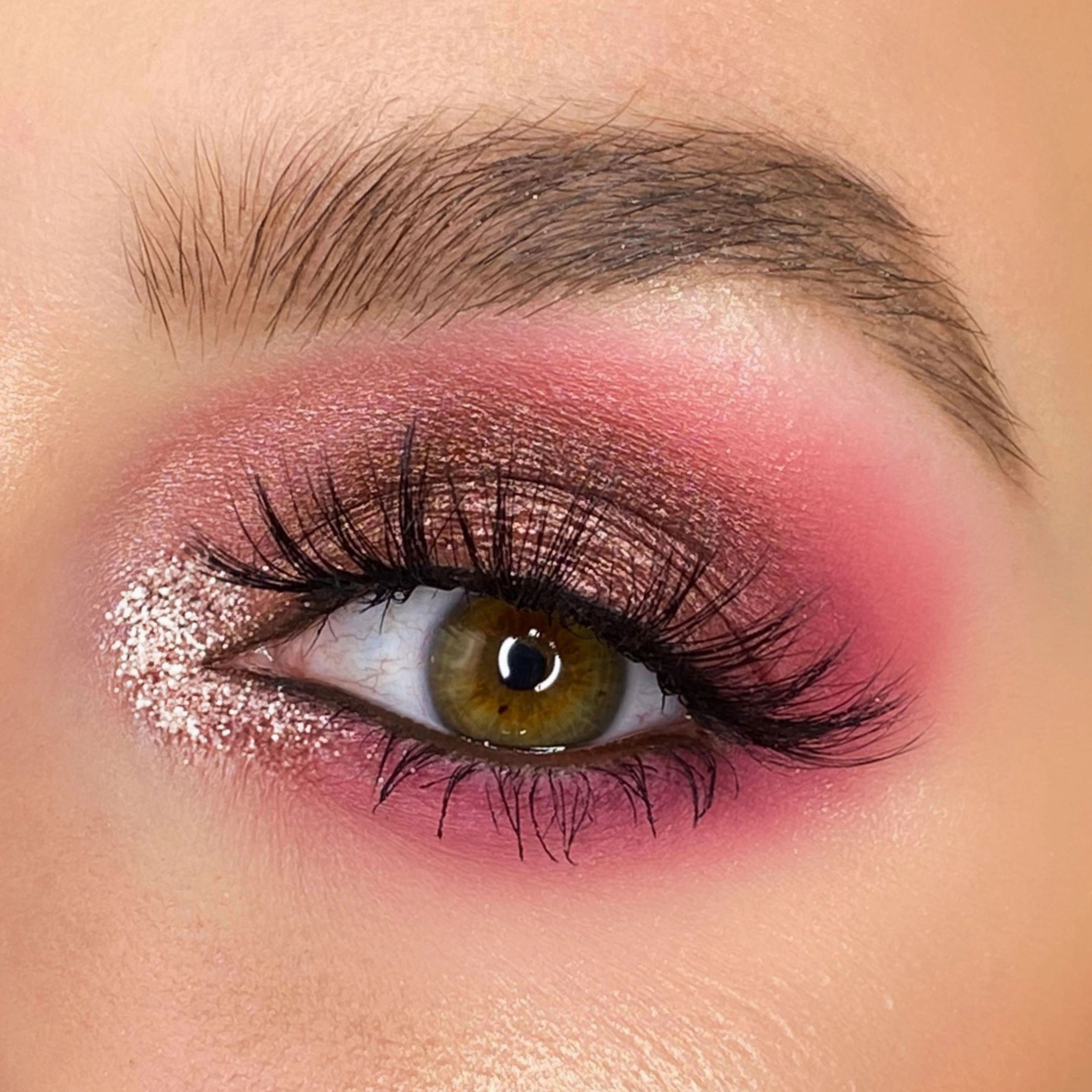 Posse Eyeshadow Palette- 21 colours