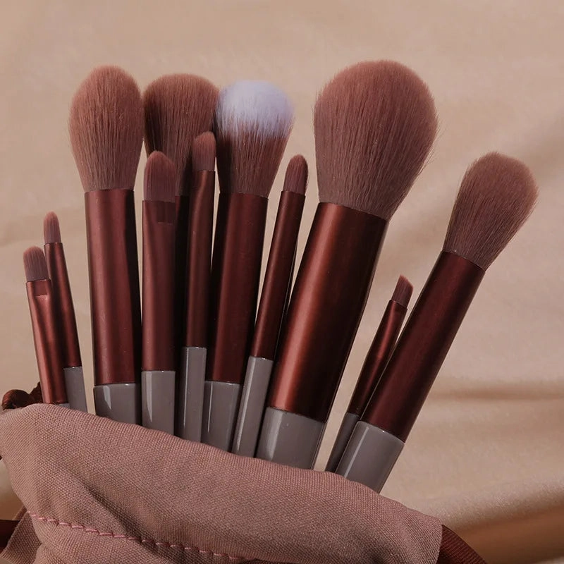 Professional 13-Piece Soft Makeup Brush Set – Perfect for Foundation, Blush & Eyeshadow