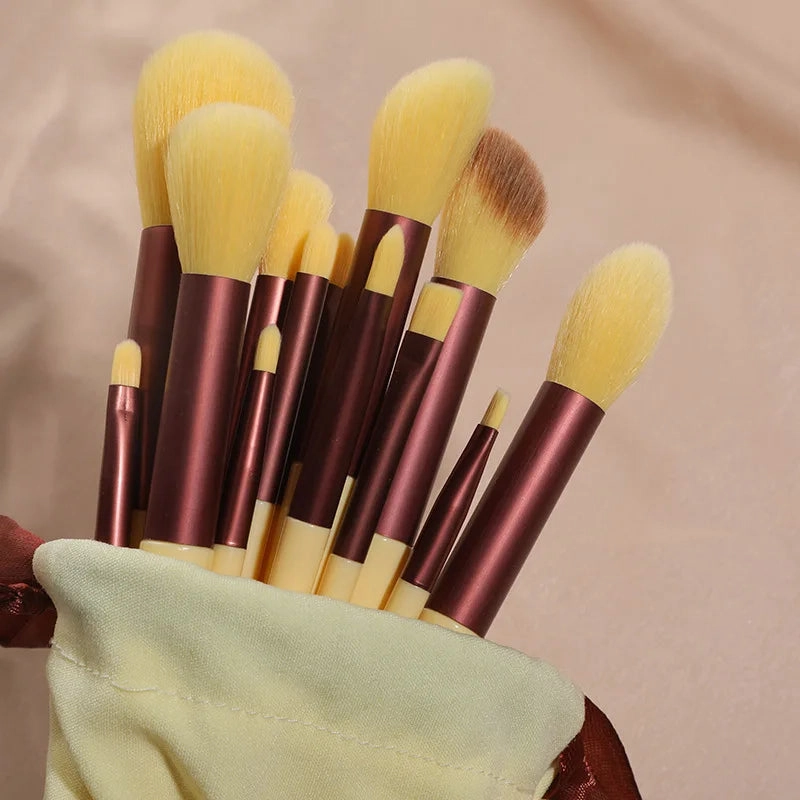 Professional 13-Piece Soft Makeup Brush Set – Perfect for Foundation, Blush & Eyeshadow