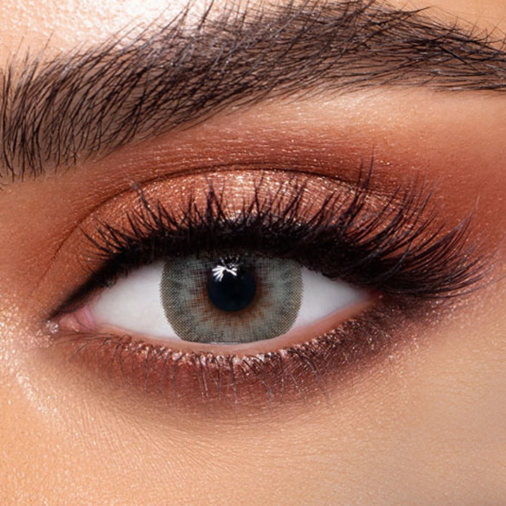 Single Shade Multi-Use Glitter Eyeshadow