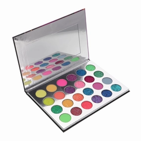 Smudge-resistant Eyeshadow Palette Perfect for Masquerade Parties and Festival Makeup