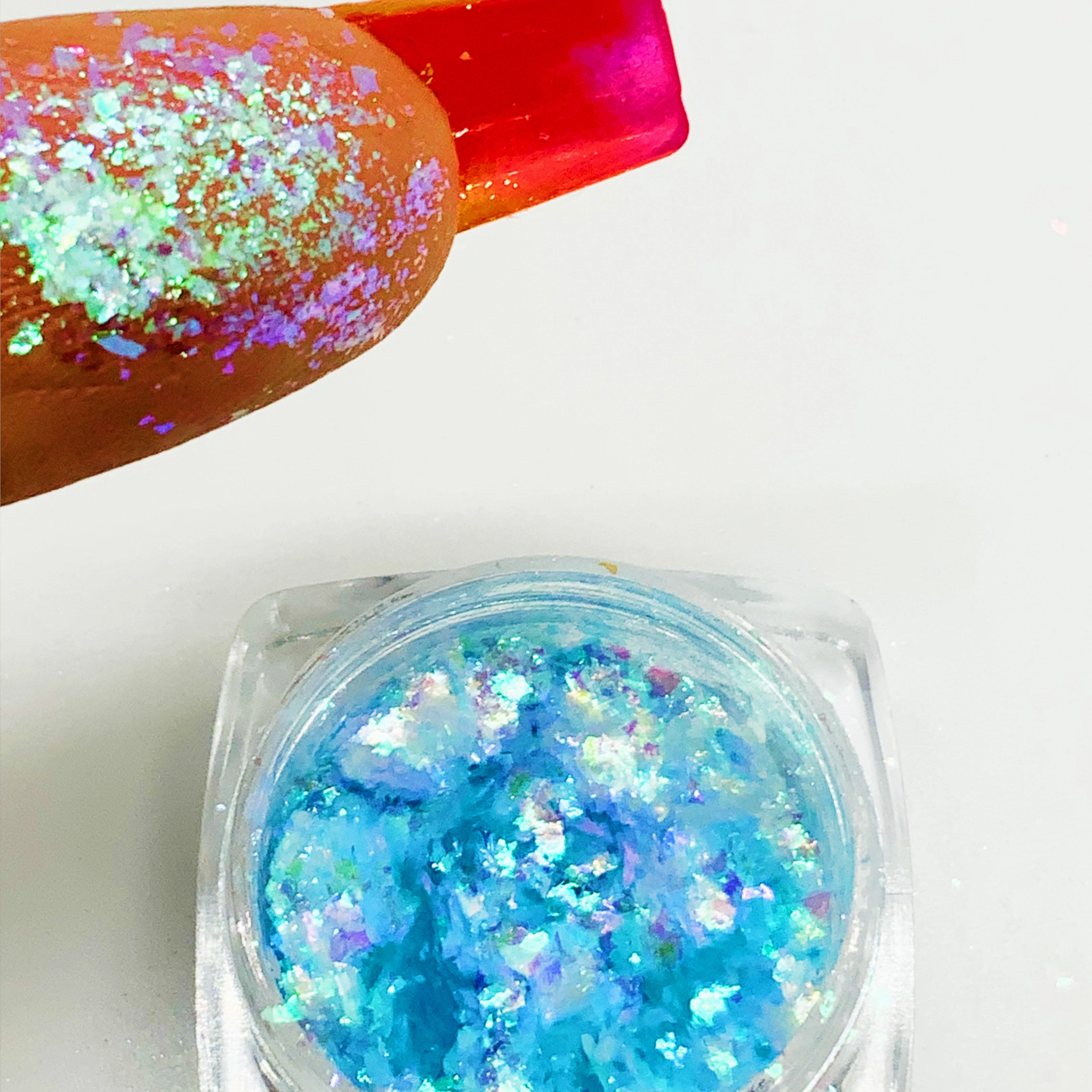 The Smurf’s eyeshadow flakes