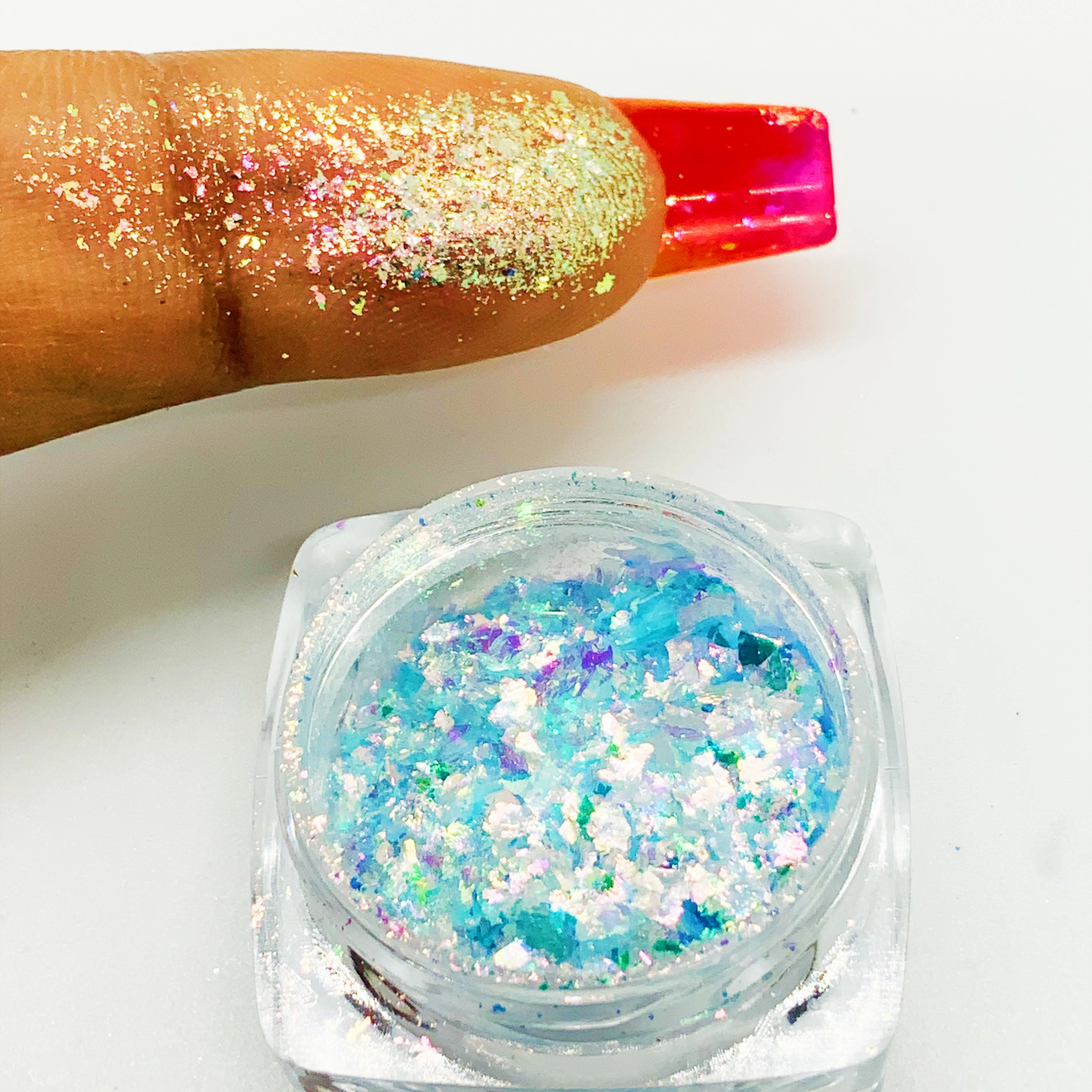The Smurf’s eyeshadow flakes