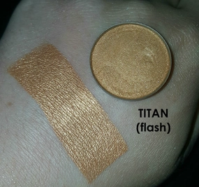 Titan Pressed Eyeshadow