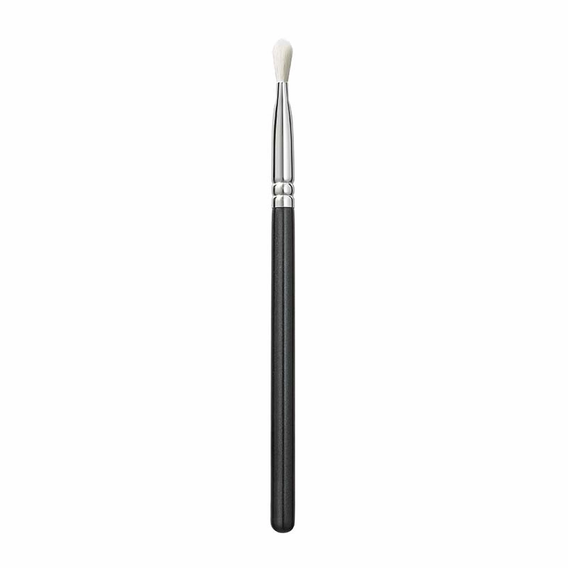 ZOEVA 239 Vegan Smoky Blender Discontinued